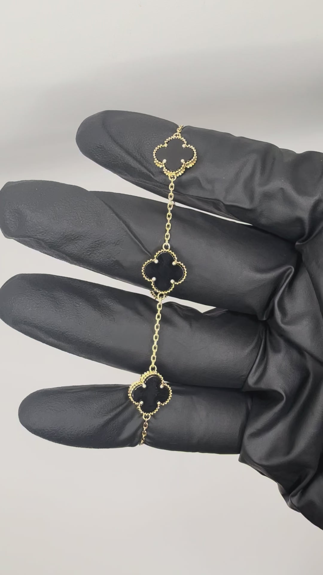 14k Yellow Gold Black Clover floral Bracelet