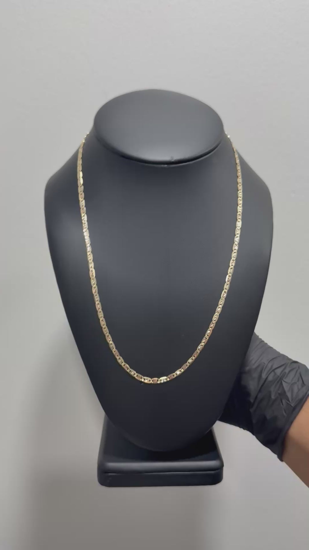 14k Gold Valentino necklace 20in 3mm